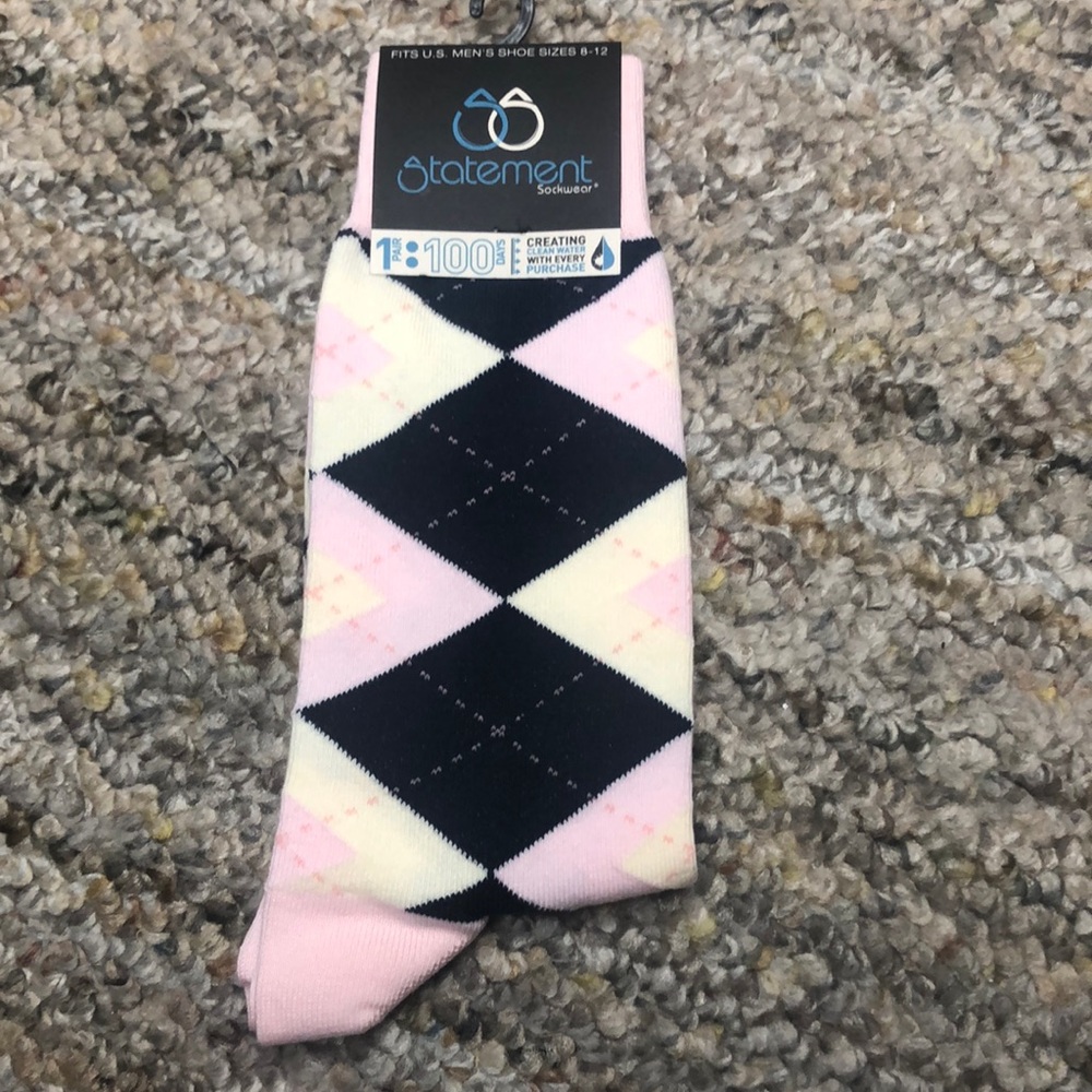 Mens Dress Socks Petal Pink Navy Argyle 23620